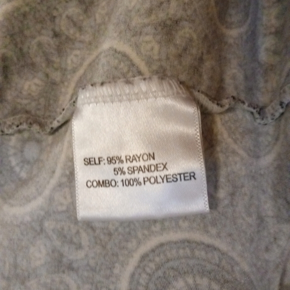 Rose & Olive Tunic All Season Geo Star Pattern w. Colorblock Hem  Flowy Plus 1X - Picture 6 of 7